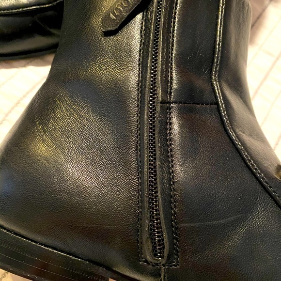 Gucci booties size 8 us (39 Gucci) - Picture 9 of 10